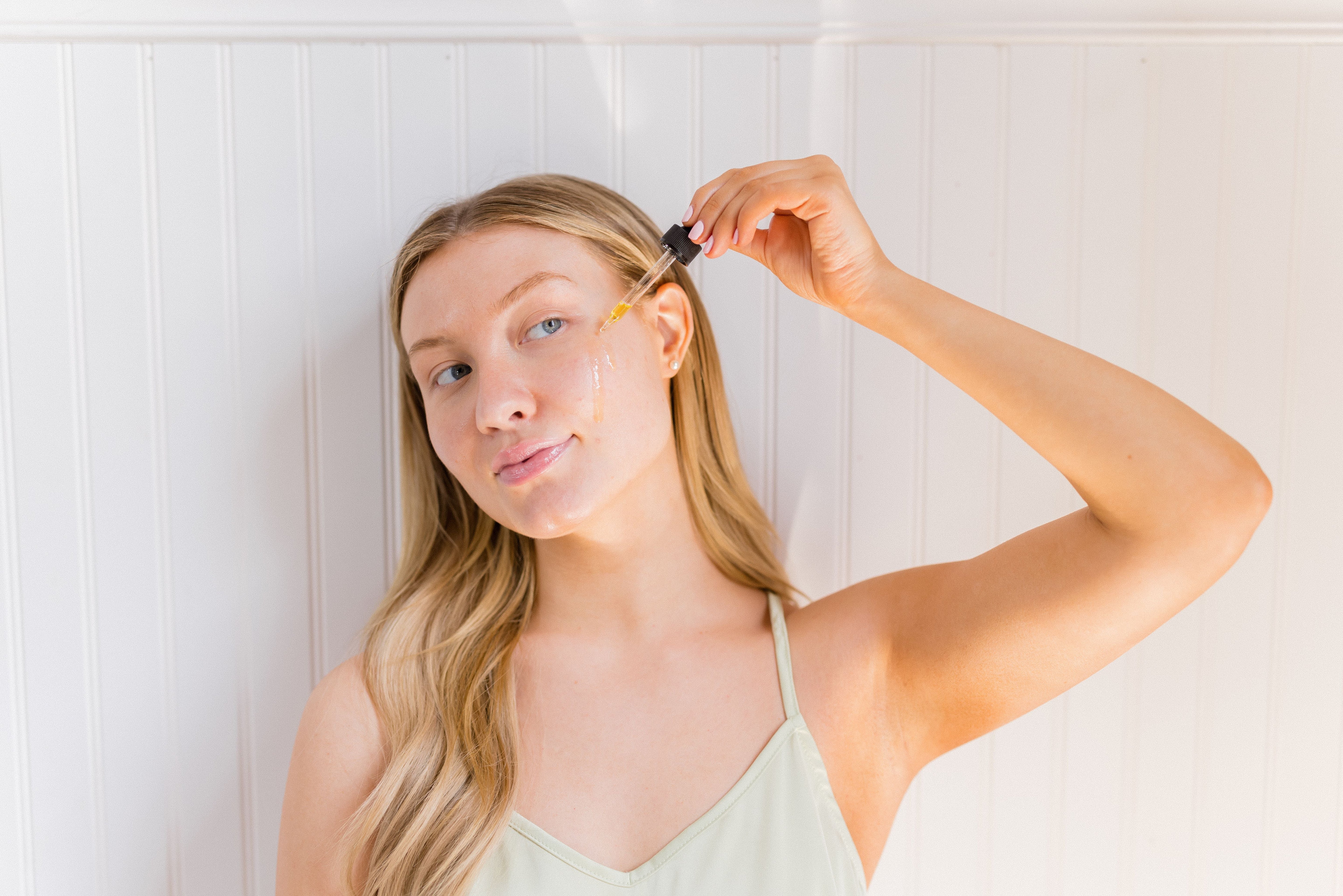 The Surprising Benefits Of Gua Sha For Your Skin