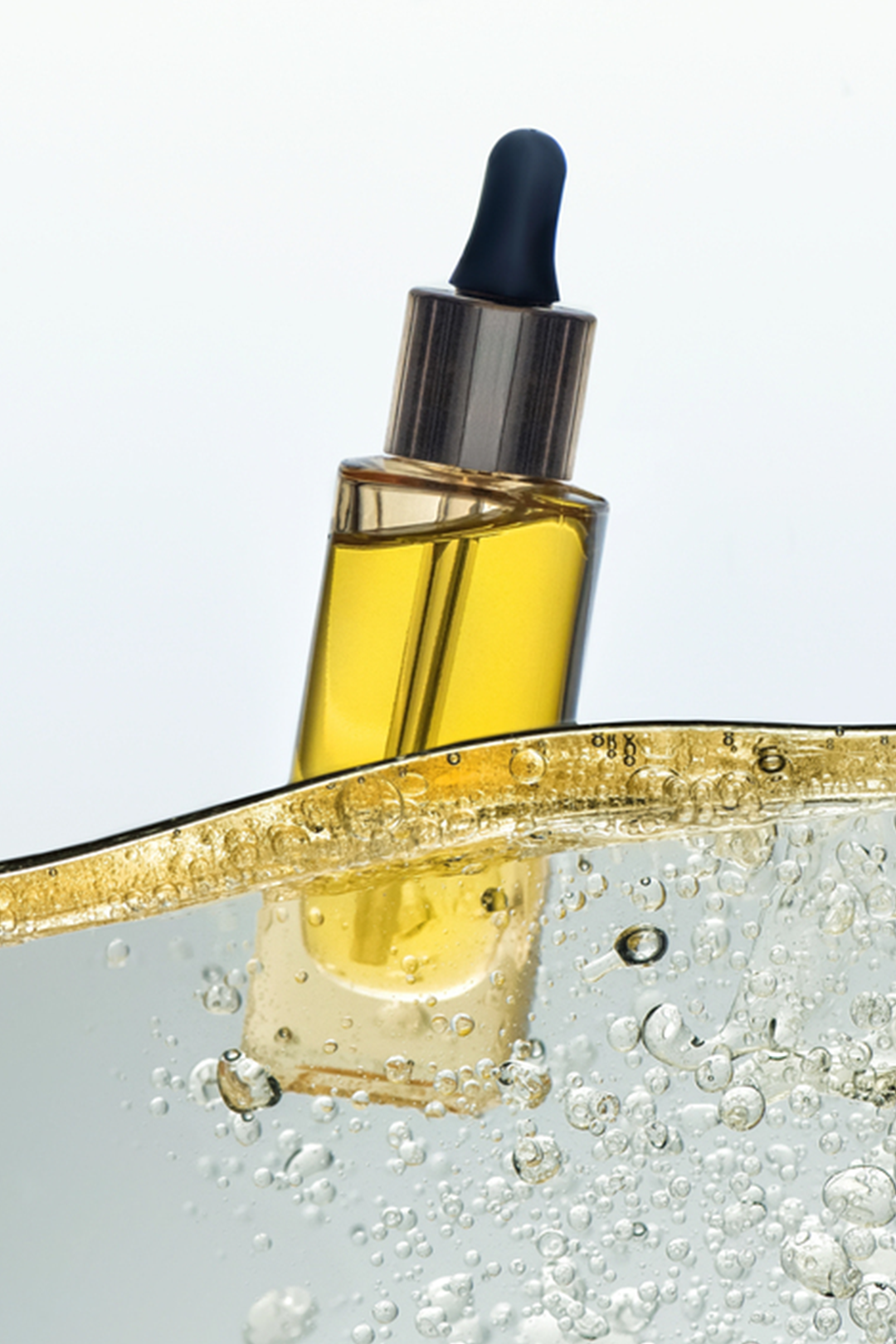 Is Bakuchiol Oil Good For Oily Skin?